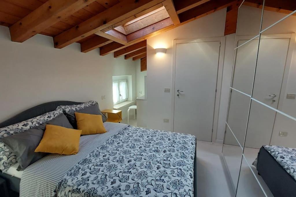 Sui Tetti Di Valeggio - Holiday Apartment Valeggio sul Mincio Exterior photo